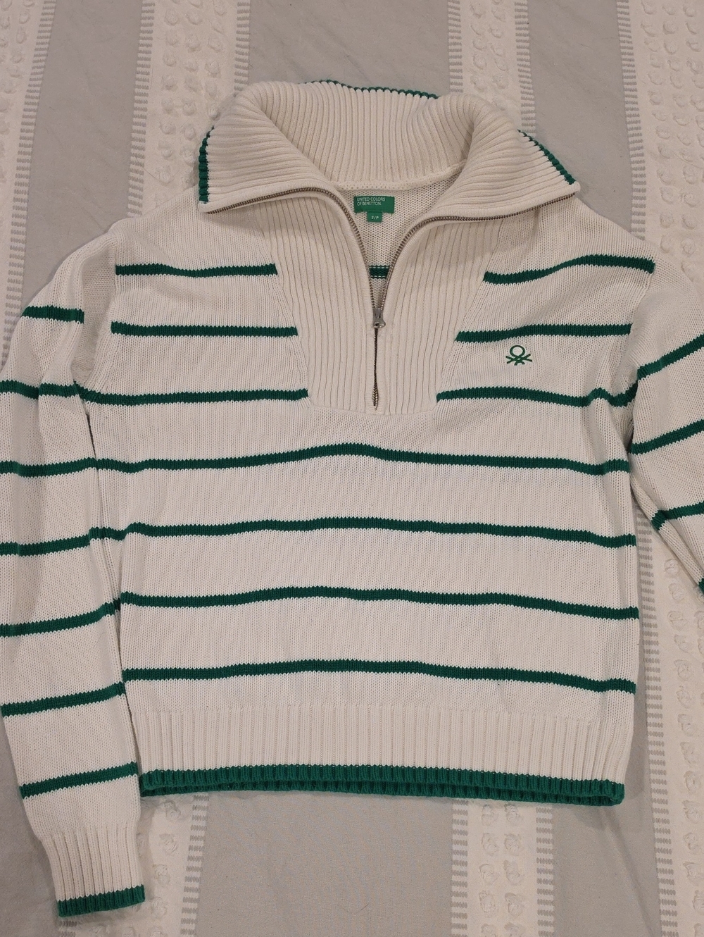United Colors Of Benetton Cream Sweater with Green Stripes and Half-Zip